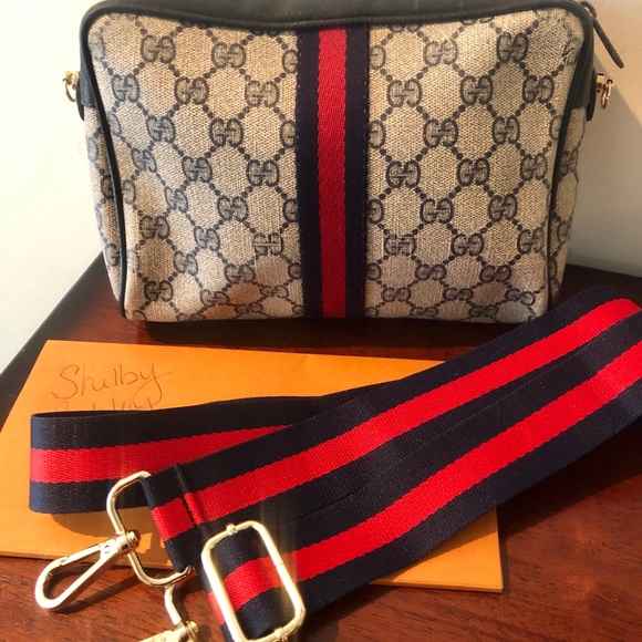 Authentic Gucci Sherry Line Crossbody - Picture 9 of 12